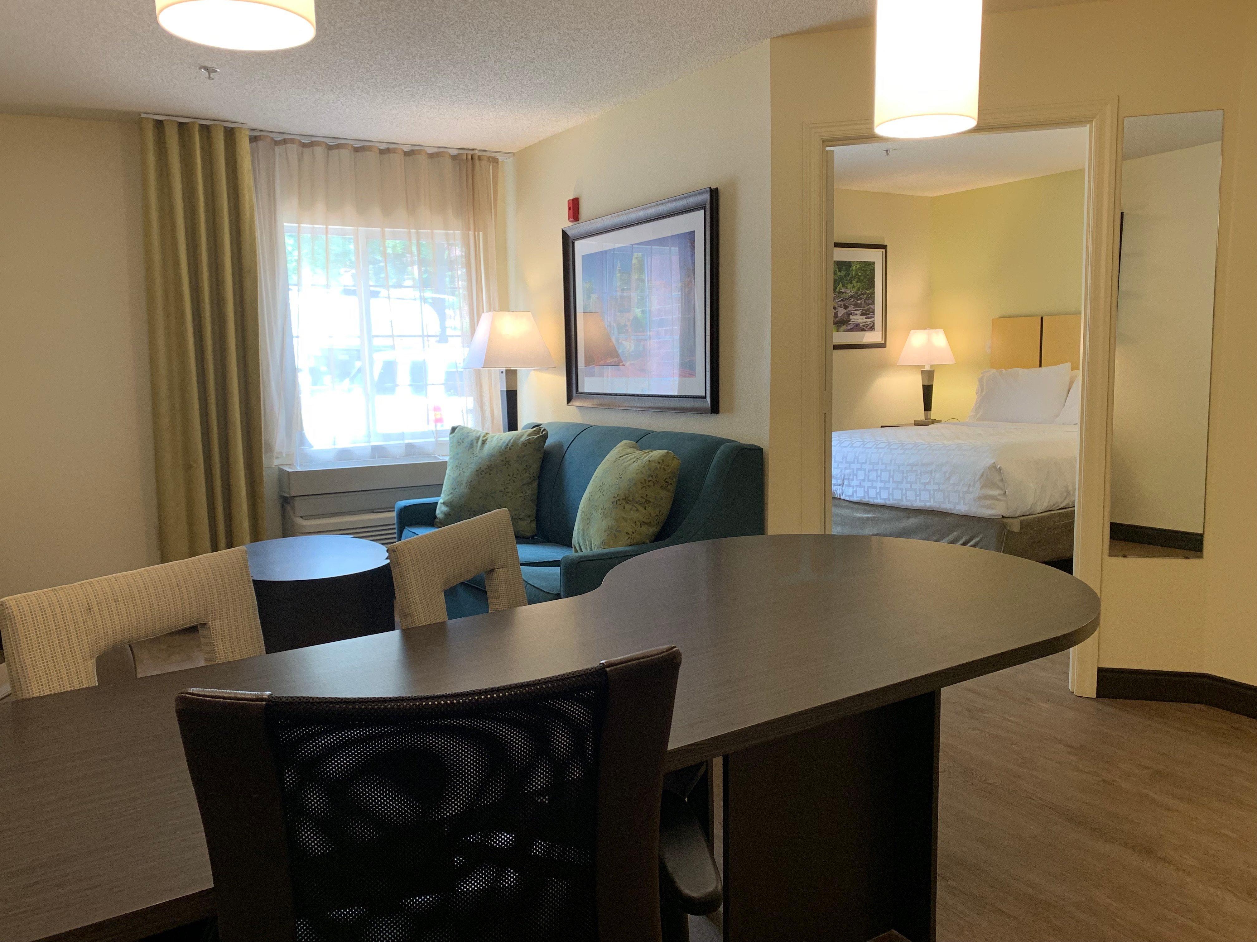 Candlewood Suites Raleigh Crabtree By Ihg Exterior foto
