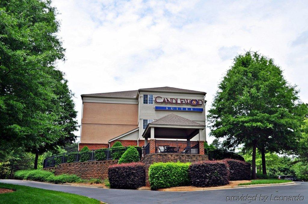 Candlewood Suites Raleigh Crabtree By Ihg Exterior foto